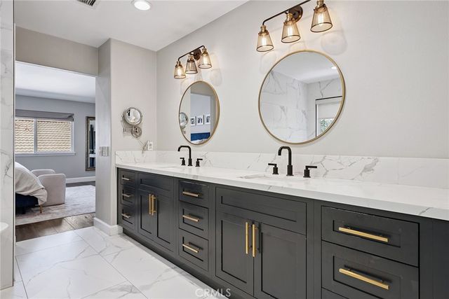 5179 Knollwood Way, Woodland Hills, CA 91364