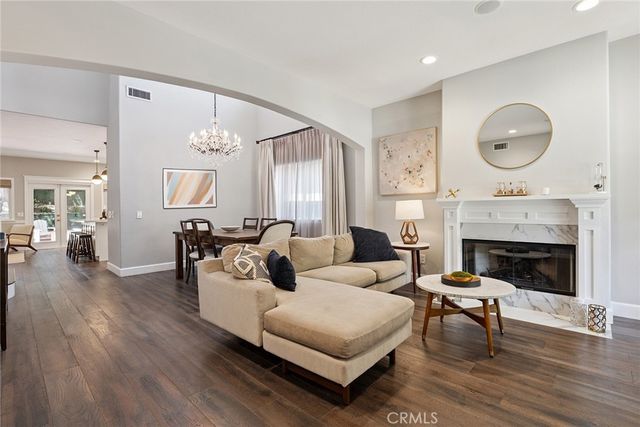 5179 Knollwood Way, Woodland Hills, CA 91364