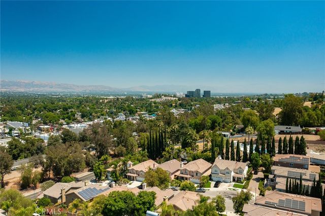 5179 Knollwood Way, Woodland Hills, CA 91364