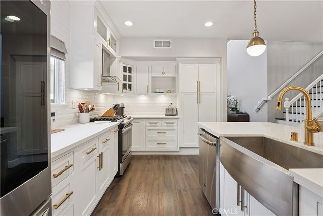 5179 Knollwood Way, Woodland Hills, CA 91364