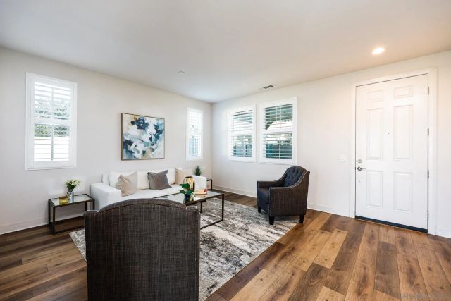 1245 Palomar Cir, Escondido, CA 92027