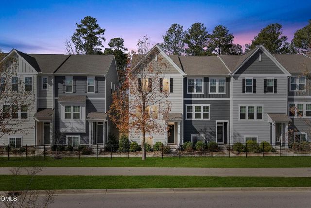 521 Traditions Grande Boulevard, Wake Forest, NC 27587