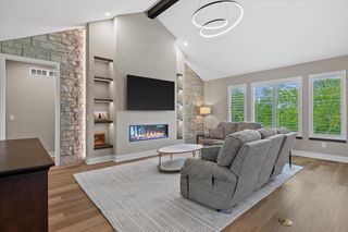 N69W17970 Haven DRIVE, Menomonee Falls, WI 53051