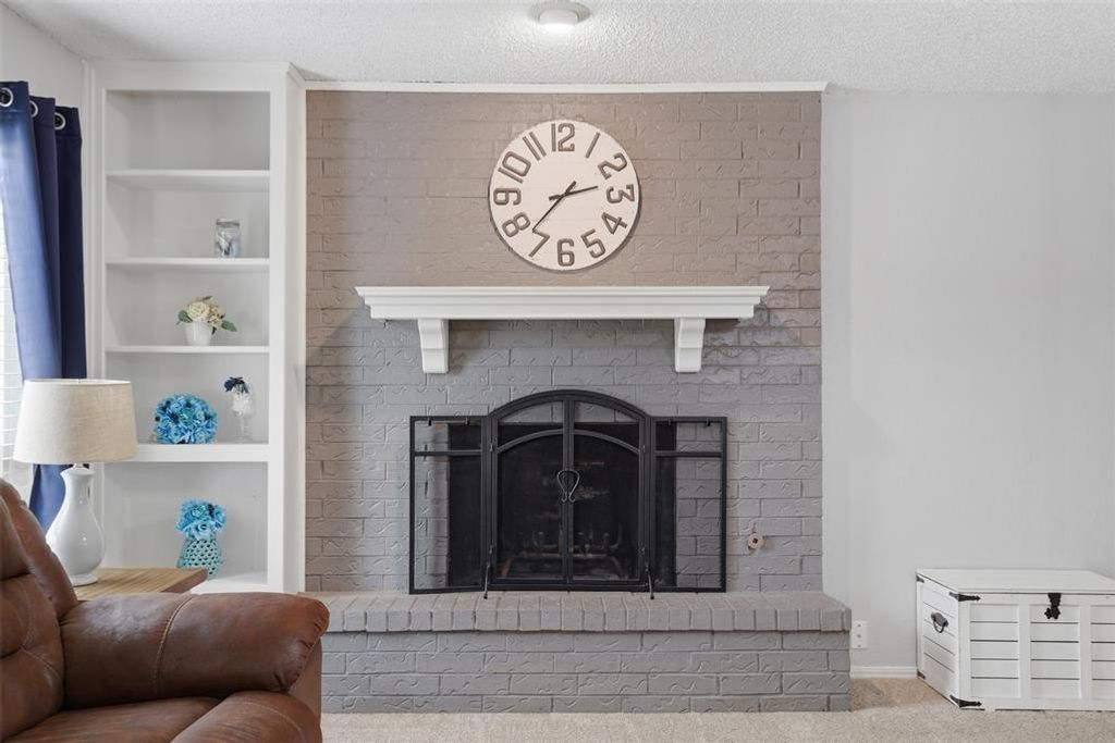 Image 2 of property listing at 1840 Greenway Avenue, Yukon, OK 73099