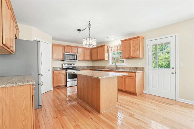 447 Plantation Drive, Jefferson, GA 30549
