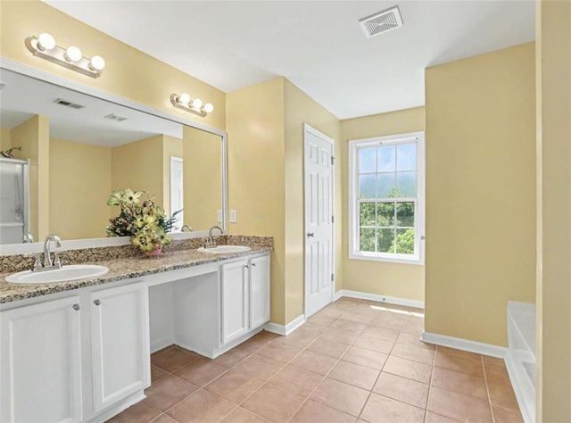 447 Plantation Drive, Jefferson, GA 30549
