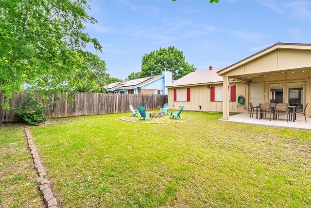 5928 Chisholm Trail, Haltom City, TX 76148