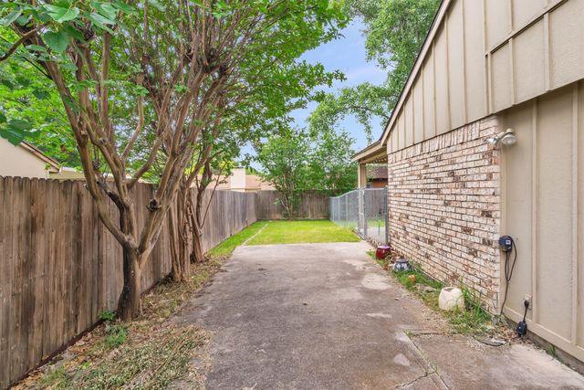5928 Chisholm Trail, Haltom City, TX 76148
