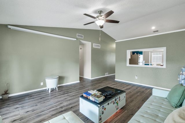 5928 Chisholm Trail, Haltom City, TX 76148