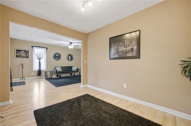 3217 Verdun AVE, Norfolk, VA 23509