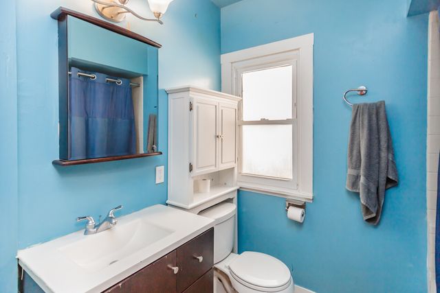 904 HAYES Avenue, Oak Park, IL 60302