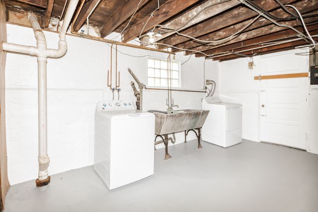 904 HAYES Avenue, Oak Park, IL 60302