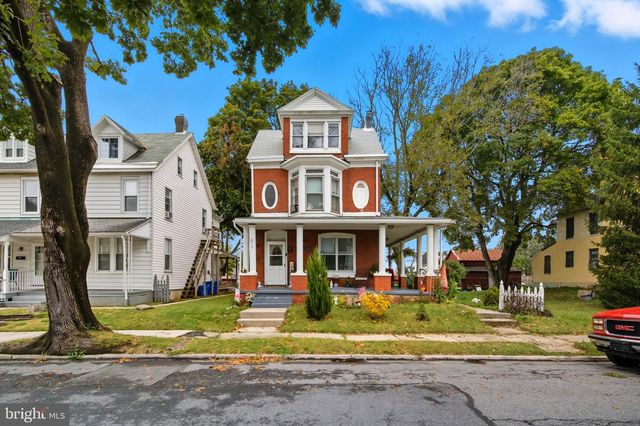 813 MOUNT LAUREL AVE, Temple, PA 19560