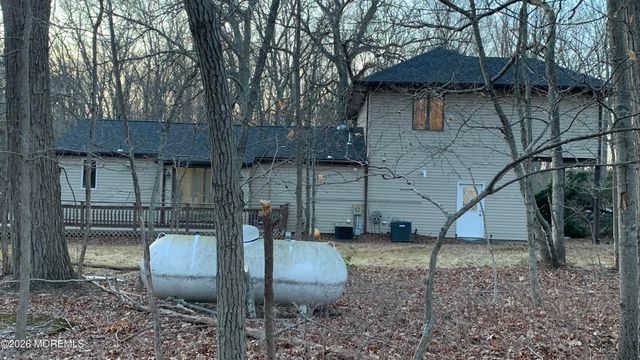 59 Falson Lane, Morganville, NJ 07751