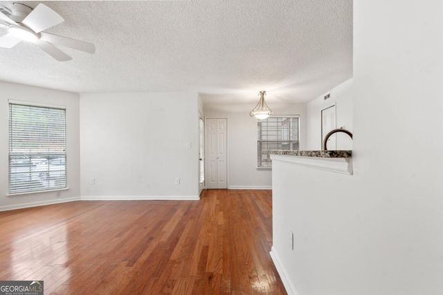 606 Cypress Pointe Street, Alpharetta, GA 30022