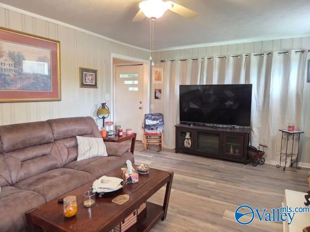 207 Piney Grove Street, Falkville, AL 35622