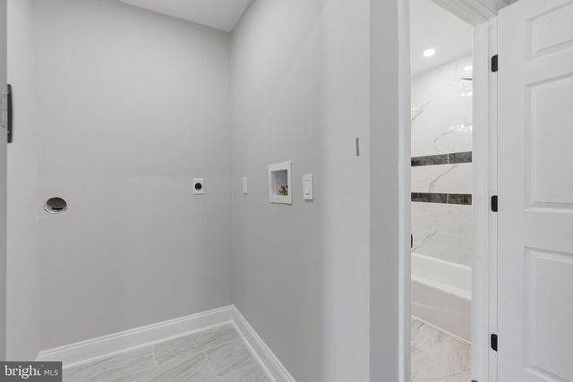 1822 E 28TH ST E, Baltimore, MD 21218