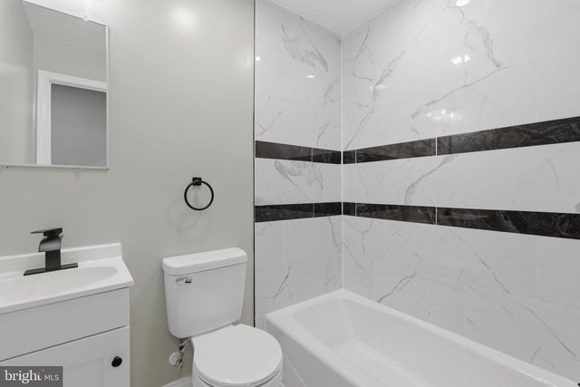 1822 E 28TH ST E, Baltimore, MD 21218