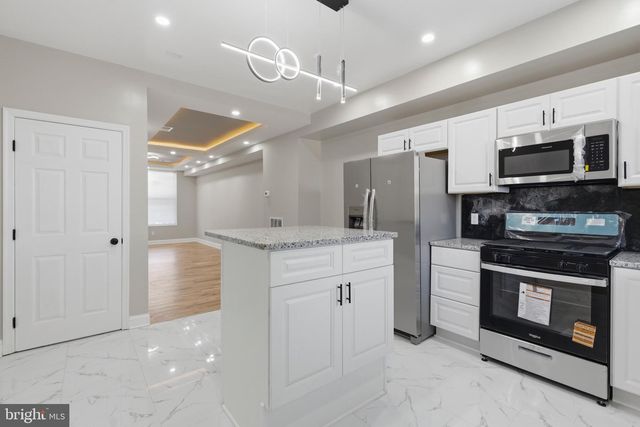 1822 E 28TH ST E, Baltimore, MD 21218