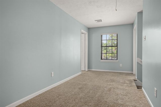 1119 Chesterwood Drive, Pearland, TX 77581