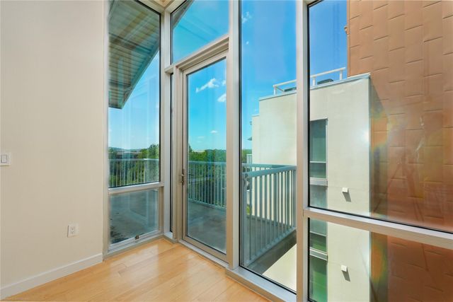 1600 Barton Springs RD 5601, Austin, TX 78704