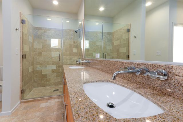 1600 Barton Springs RD 5601, Austin, TX 78704