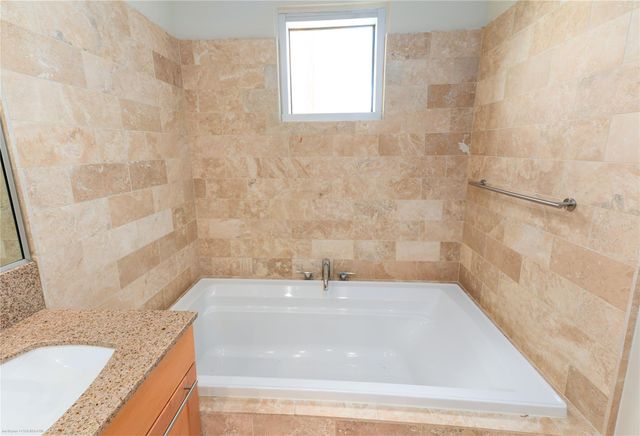 1600 Barton Springs RD 5601, Austin, TX 78704