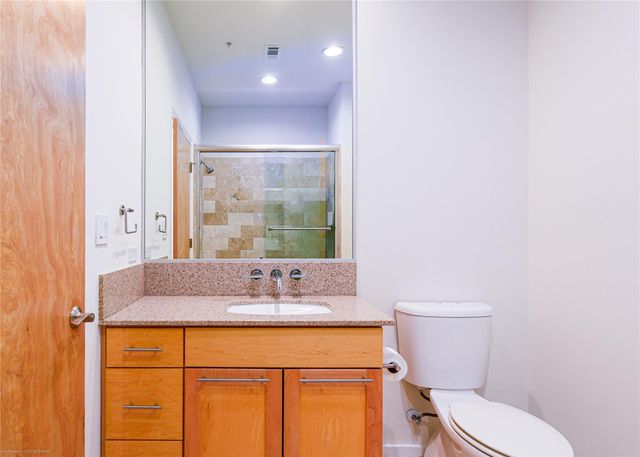 1600 Barton Springs RD 5601, Austin, TX 78704