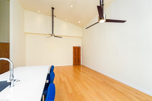 1600 Barton Springs RD 5601, Austin, TX 78704
