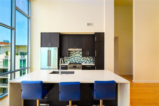 1600 Barton Springs RD 5601, Austin, TX 78704