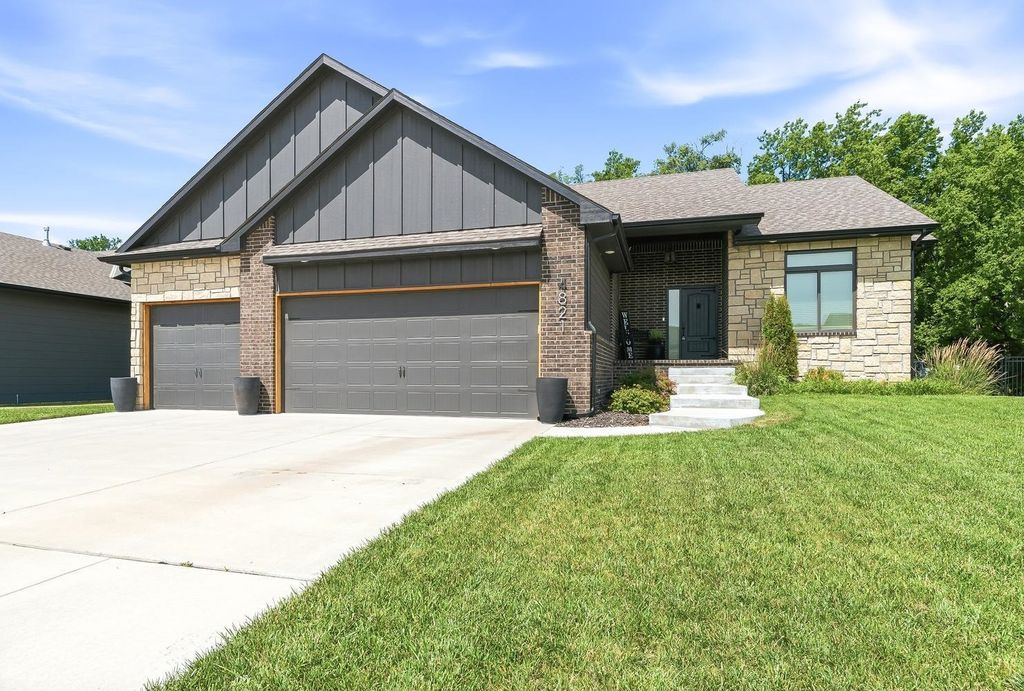 4821 N Peregrine St, Wichita, KS 67219