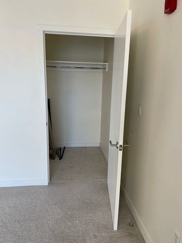 100 Station Lndg 702, Medford, MA 02155
