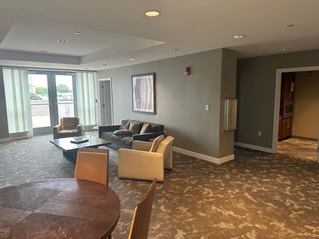 100 Station Lndg 702, Medford, MA 02155
