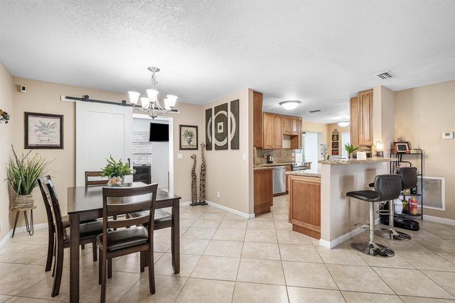 4901 NW 18th Avenue, Deerfield Beach, FL 33064