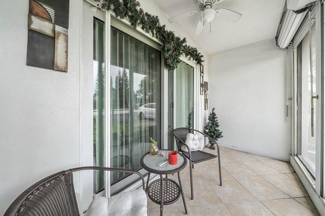 4901 NW 18th Avenue, Deerfield Beach, FL 33064