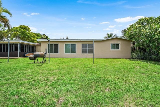 4901 NW 18th Avenue, Deerfield Beach, FL 33064