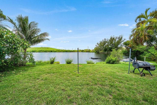 4901 NW 18th Avenue, Deerfield Beach, FL 33064