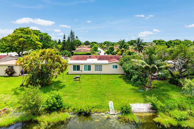 4901 NW 18th Avenue, Deerfield Beach, FL 33064