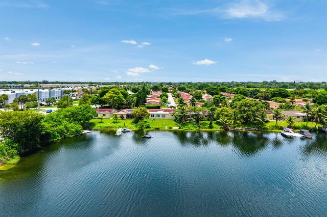 4901 NW 18th Avenue, Deerfield Beach, FL 33064
