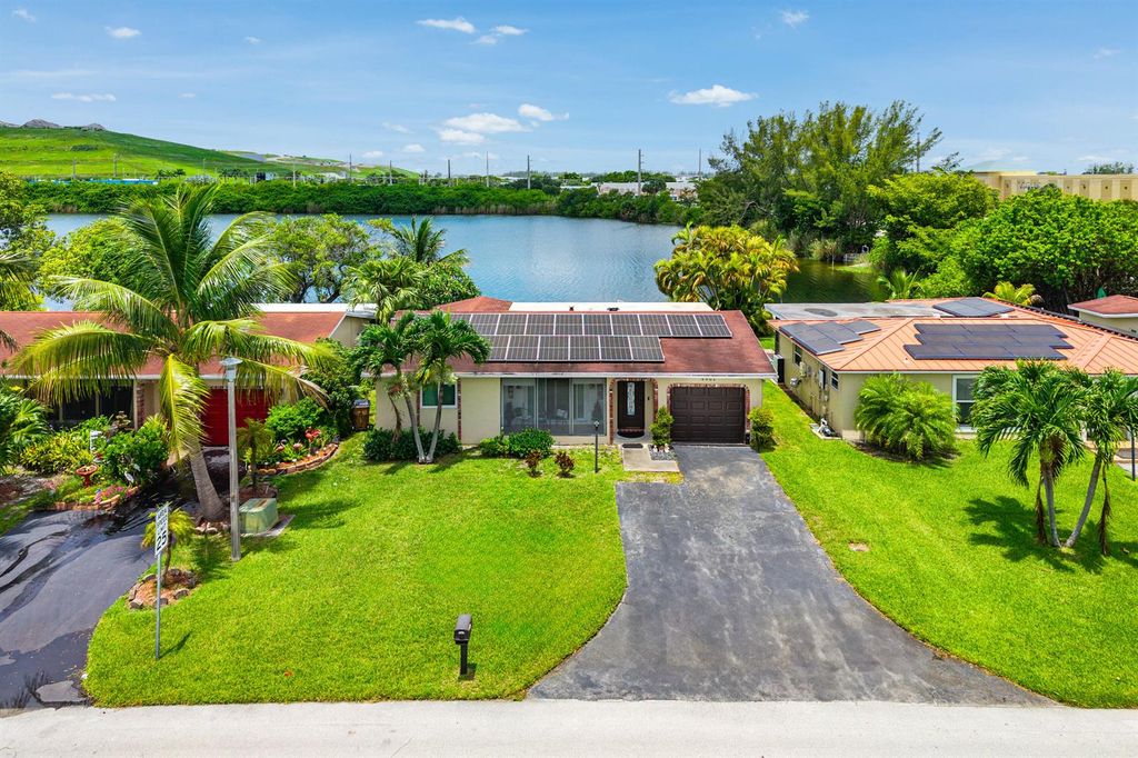 4901 NW 18th Avenue, Deerfield Beach, FL 33064