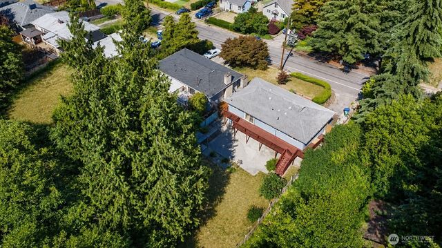 11253 12th Avenue S, Seattle, WA 98168