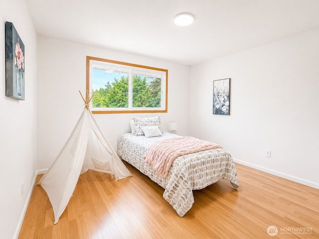11253 12th Avenue S, Seattle, WA 98168