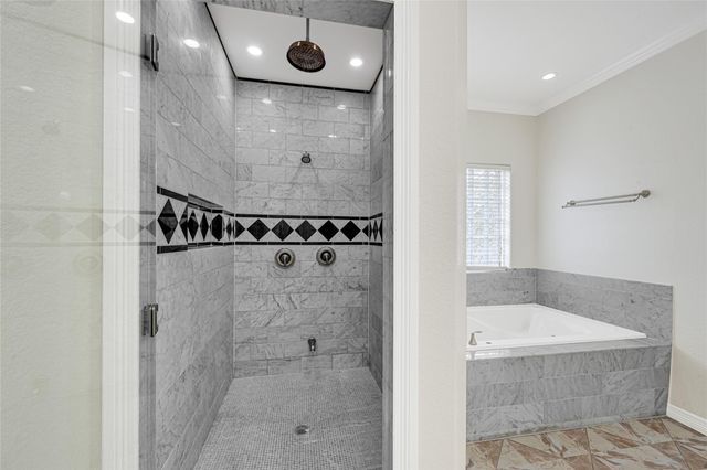 404 Moss Street, Houston, TX 77009