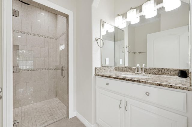 404 Moss Street, Houston, TX 77009