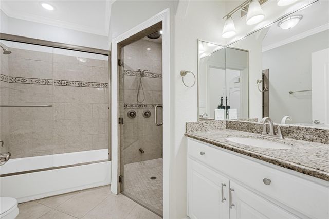 404 Moss Street, Houston, TX 77009