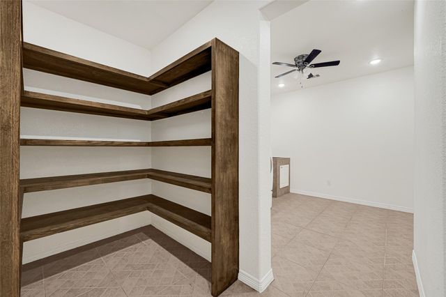 404 Moss Street, Houston, TX 77009