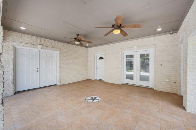 404 Moss Street, Houston, TX 77009