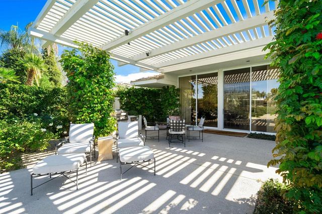 44 Fincher Way, Rancho Mirage, CA 92270