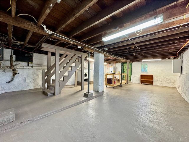 9 Daniel Street, Norwich, CT 06360