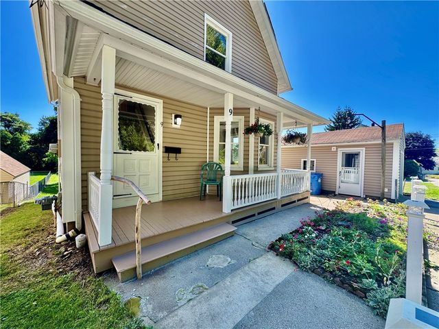 9 Daniel Street, Norwich, CT 06360
